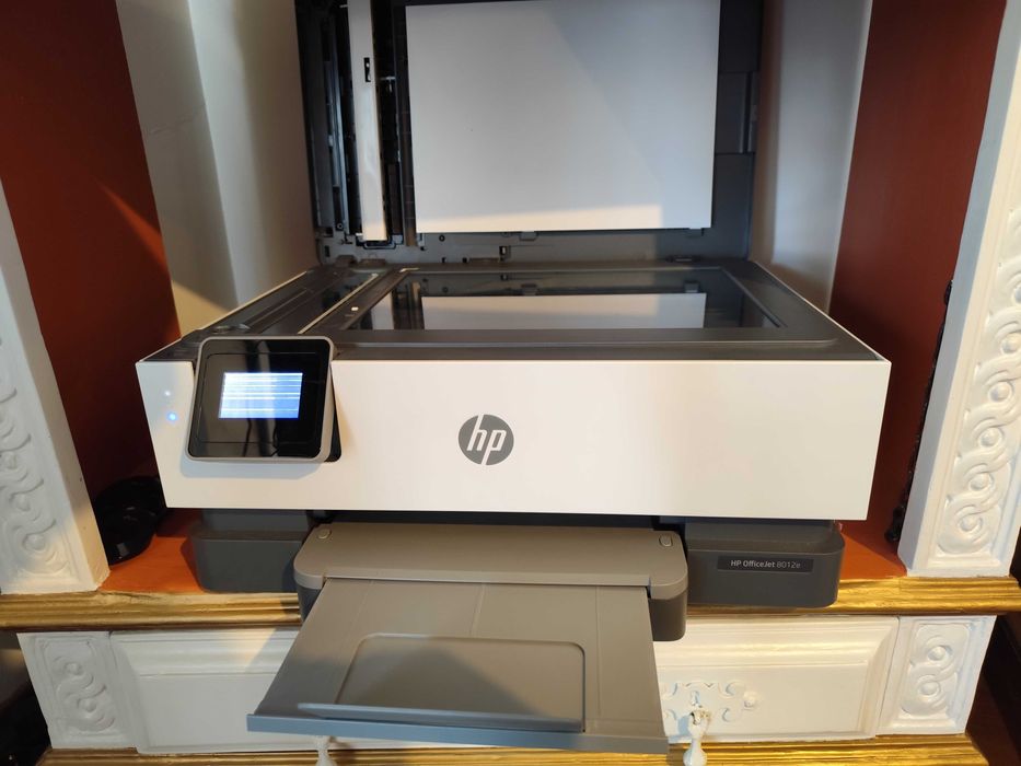 Impressora HP OfficeJet 8012e (semiprofissional) com tinteiros selados