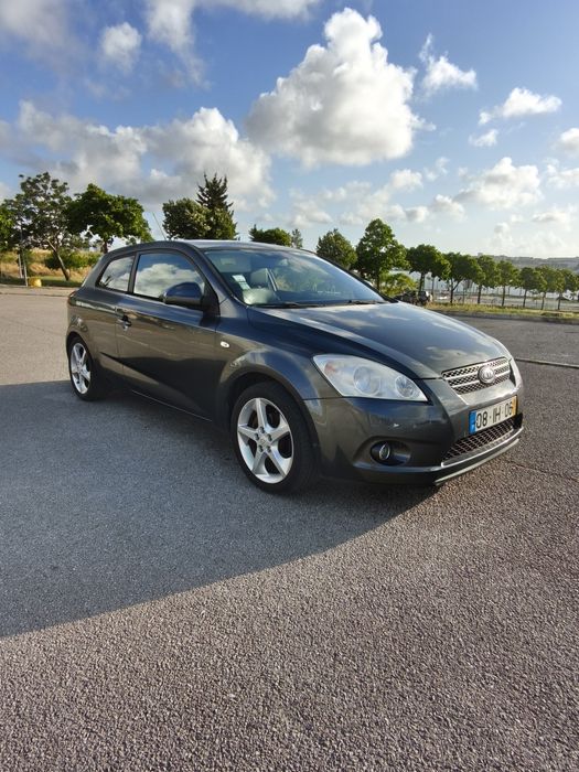 Kia Ceed 1.6 CRDI gasóleo