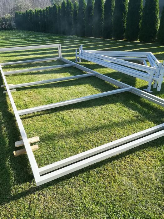 Konstrukcja garażu, małej hali do samodzielnego montażu.