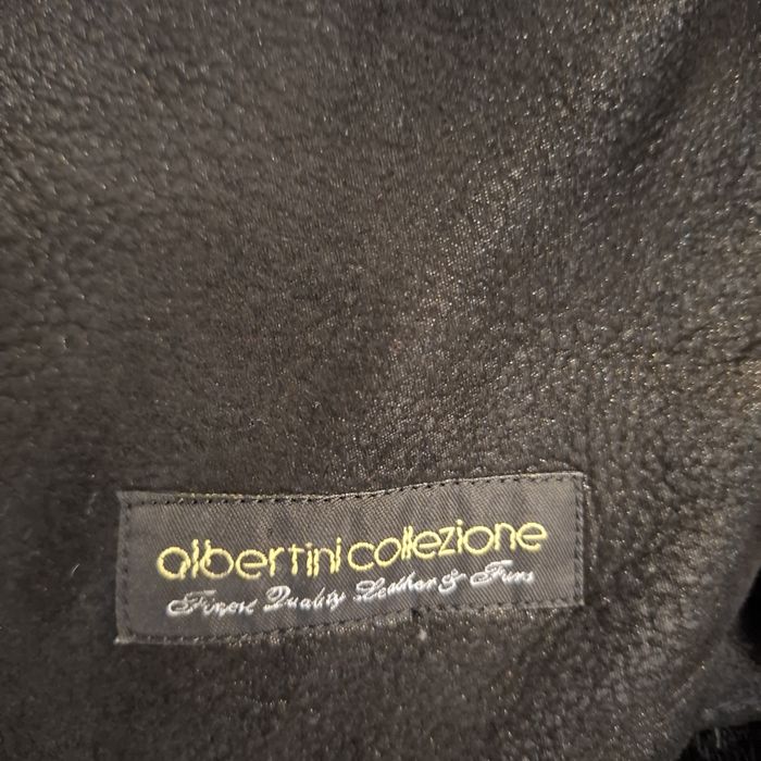 Продаю Шикарную  дубленку  итальянского бренда ALBERTINI COLLEZIONE