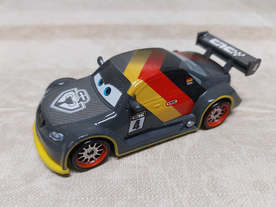 Cars / Disney / Pixar – MAX SCHNELL