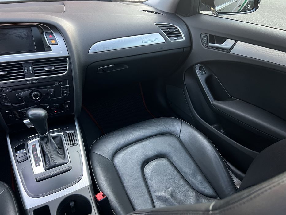 AUDI A4 B8 2011