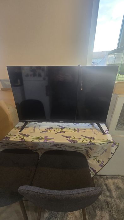 Vendo Smart TV Hisense 32 polegadas