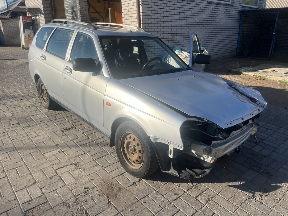 Продам приору с кондиционером