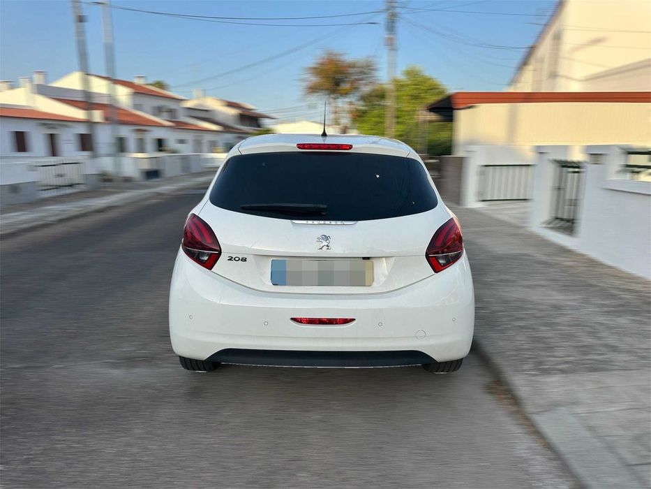 Peugeot 208 1.2 PureTech • 82cv • Nacional • Histórico completo