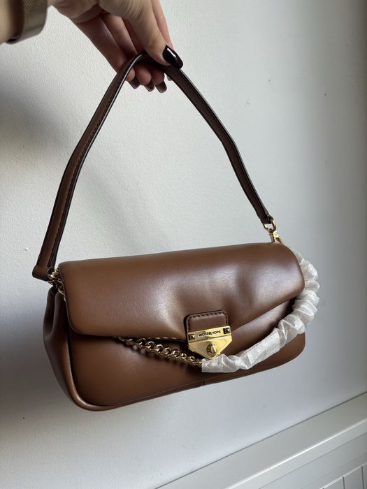Listonoszka michael kors soho small braz zlote logo
