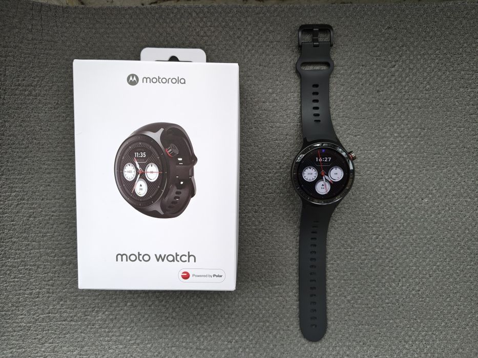 Годинник Motorola Moto Watch 2026 — до 13 днів автономії, Polar, GPS