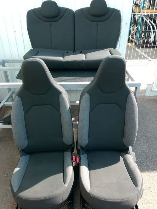 BANCOS TOYOTA AYGO X 2022