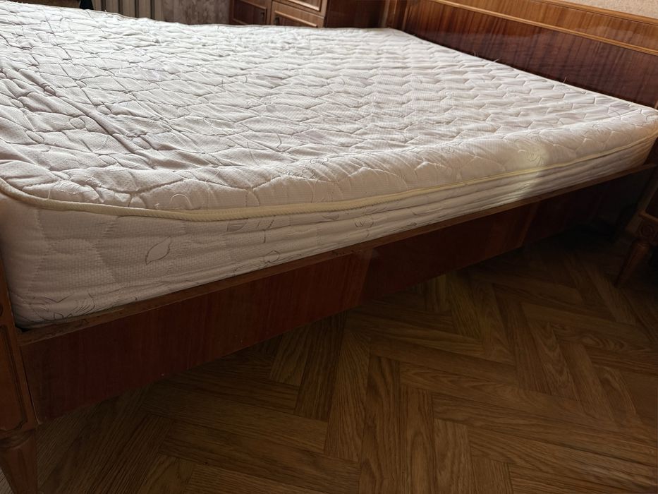 Матрац б/у 140х190