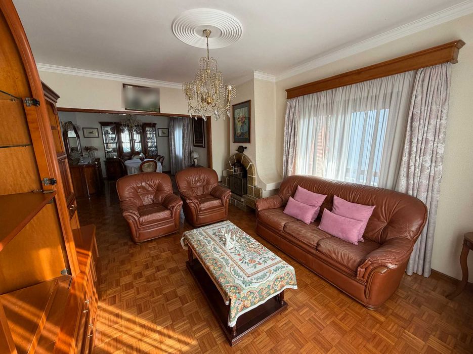 Moradia independente à venda em Crespos