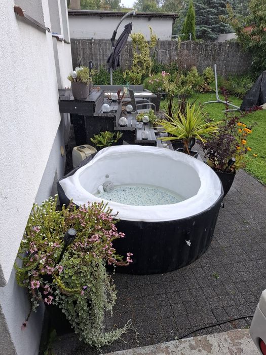 Jakuzzi ogrodowe