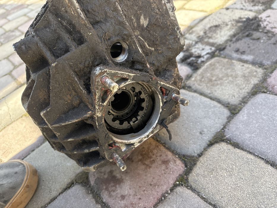 Продам два передніх моста (Нива)