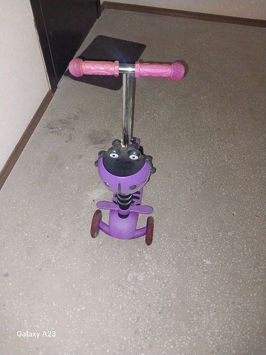 Самокат дитячий триколісний