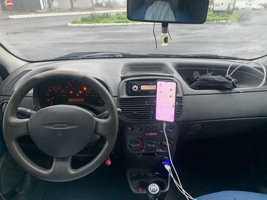 Carro a venda 1.150 €