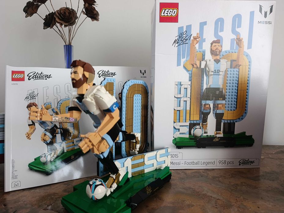 LEGO® Editions #43015 Lionel Messi – Lenda do Futebol
