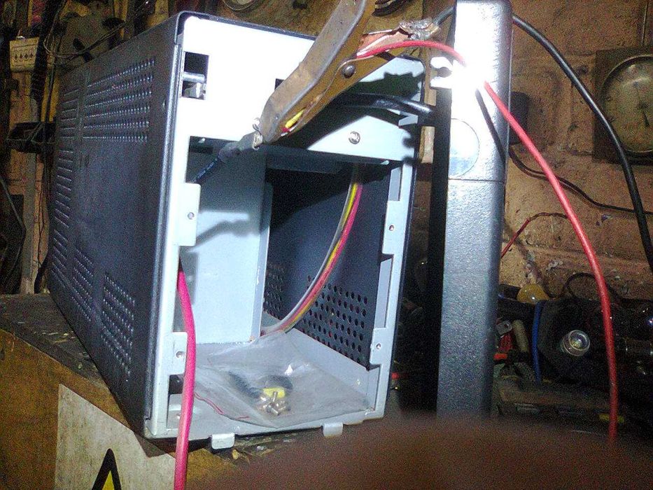 ИБП, бесперебойник 600 Ватт Powercom BNT-1000AP