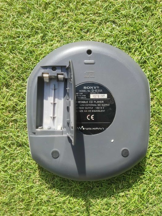Sony D-E351 | Leitor de CD Portátil | Com Caixa, Manuais e Carregador