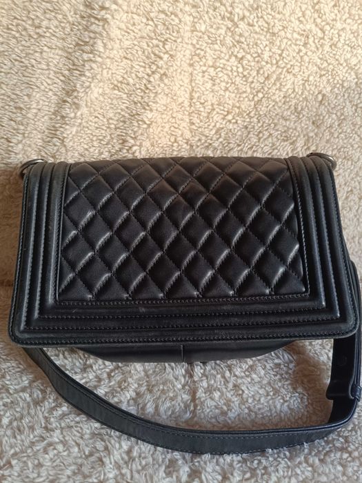 Chanel boy bag black