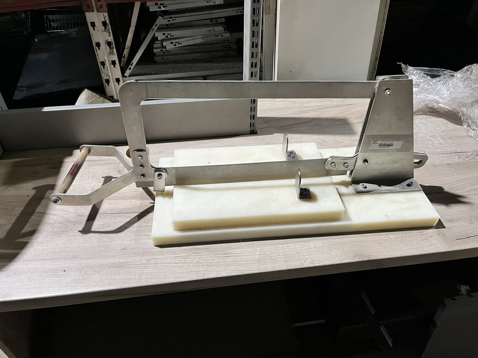 Ручна Хліборізка