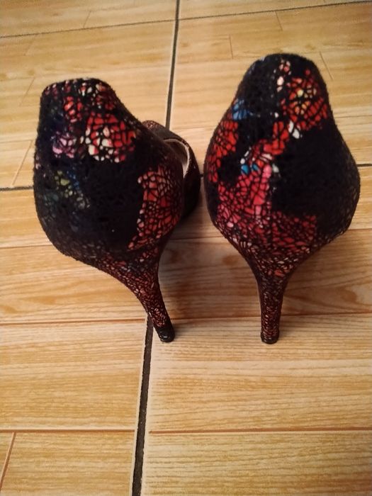 Buty szpilki Goodin 38