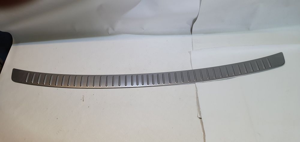 Listwa ochronna tylny zderzak ford nowa oryginał