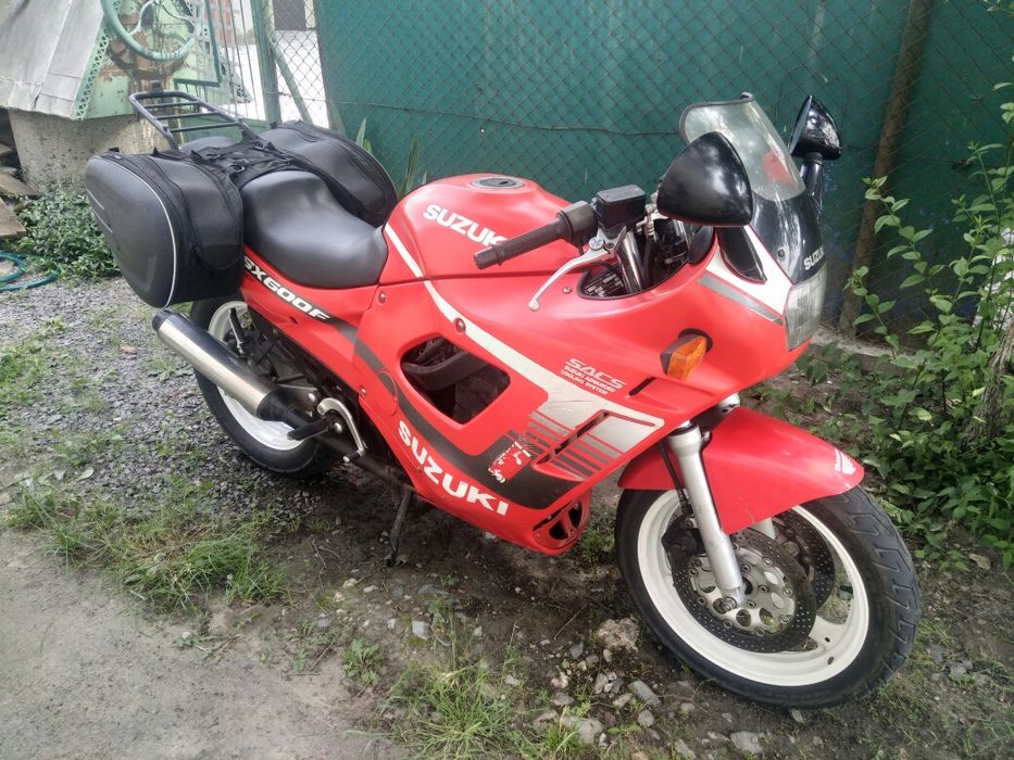 Мотоцикл Suzuki GSX600-F katana