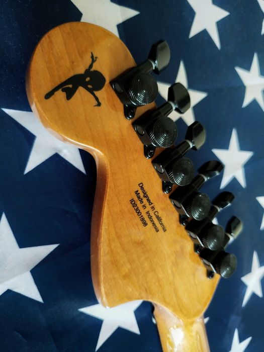 Fender Tom DeLonge Starcaster