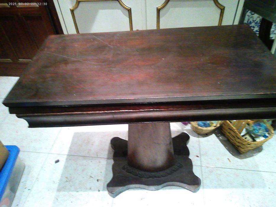 Mesa de jogo reversível