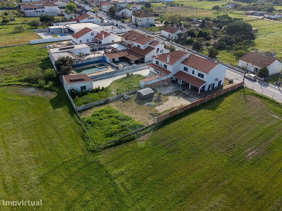 Moradia T4 para venda