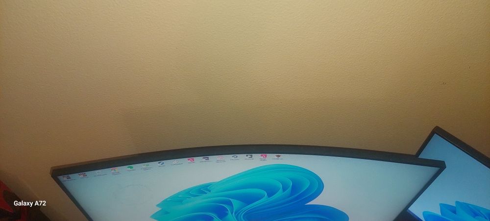 Monitor aoc curvo 240hz 1080p 32 polegadas