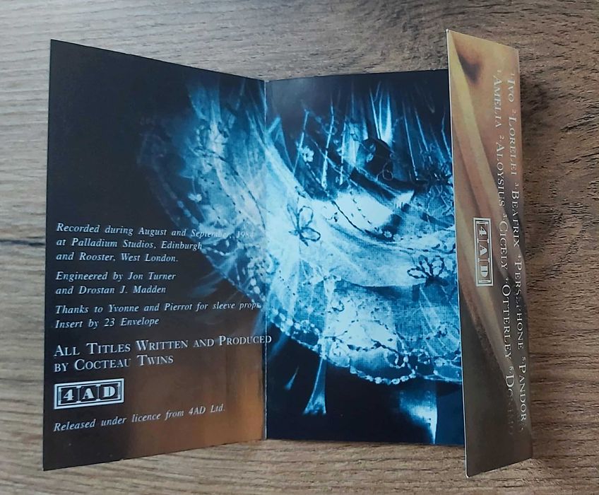 Cocteau Twins – "Treasure" - 4AD - kaseta