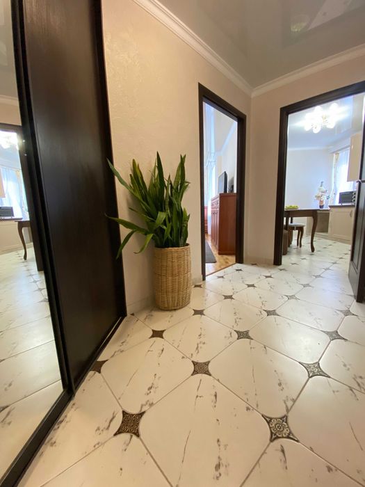 Центр. С.Крушельницької. Подобово. Однокімнатна квартира