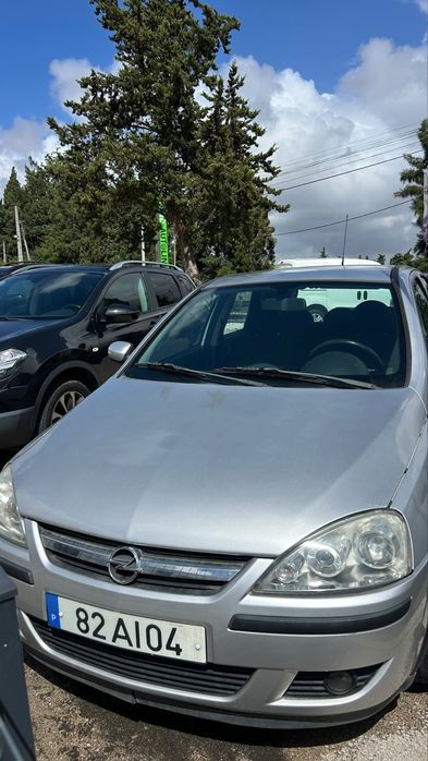Carro Opel corsa 1.5