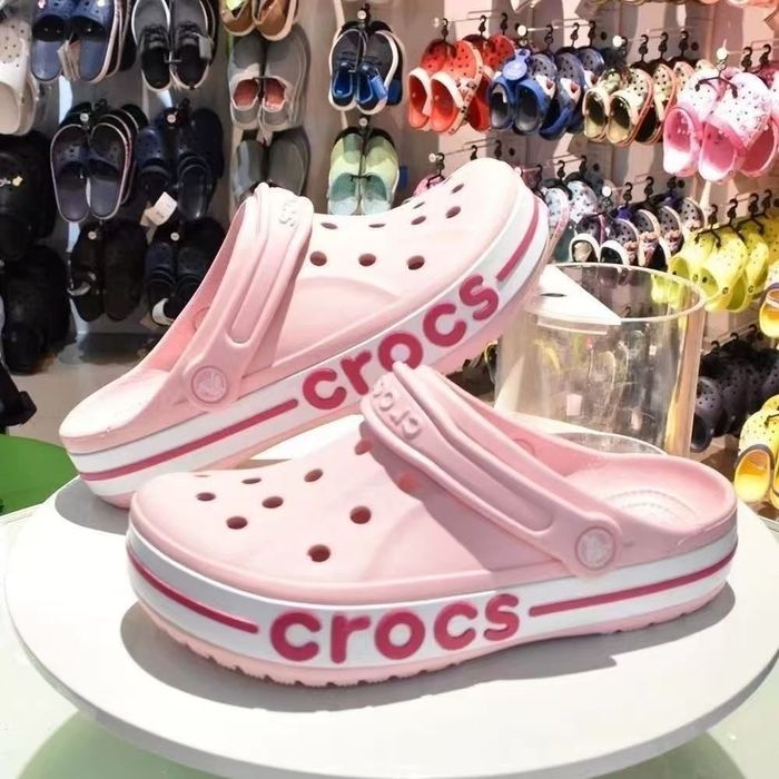 Тапки, шльопанці, крокси, crocs