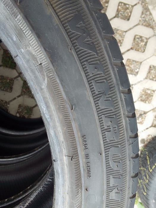 Cena za 2 Opony letnie 245/40r19 WINRUN 2021r