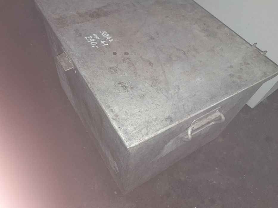 Pojemnik aluminiowy