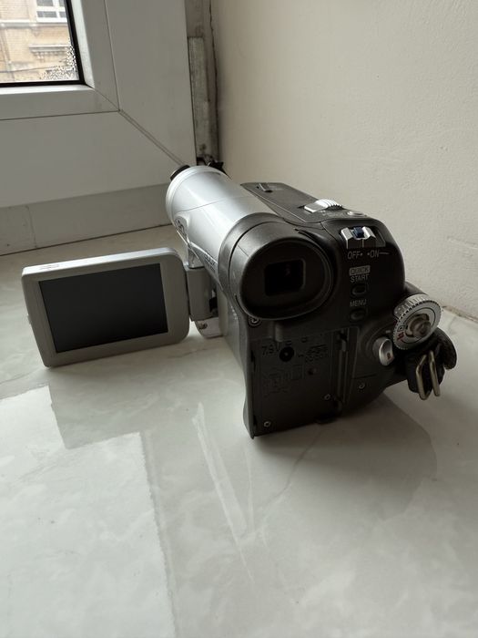 Відеокамера Panasonik