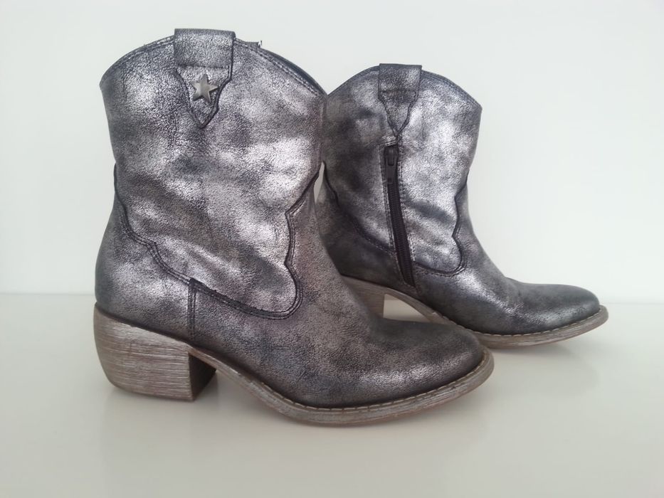 Buty botki kowbojki srebrne w rozmiarze 36
