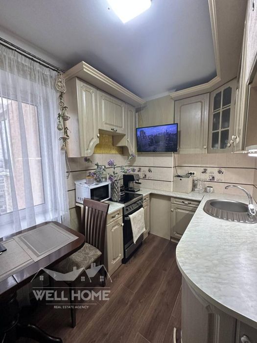 Продаж 2к квартири, Грушевського, ЖК Атлант Бровари