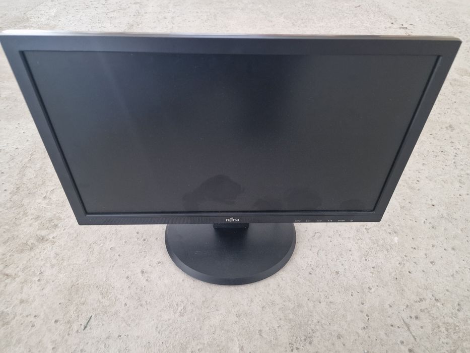 Ecrã Monitor para computador Fujitsu (diagonal 49.53 | 19.5 pokegadas)
