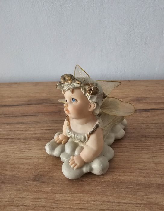Figurka Aniołka.