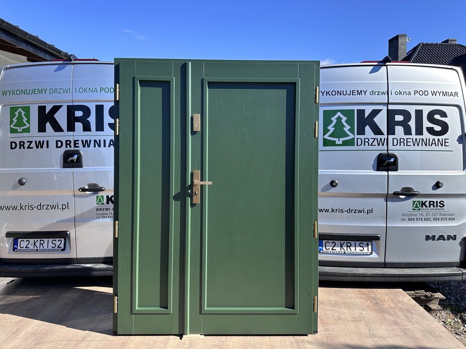 Drzwi zewnętrzne drewniane dwuskrzydłowe zielone Czyste powietrze