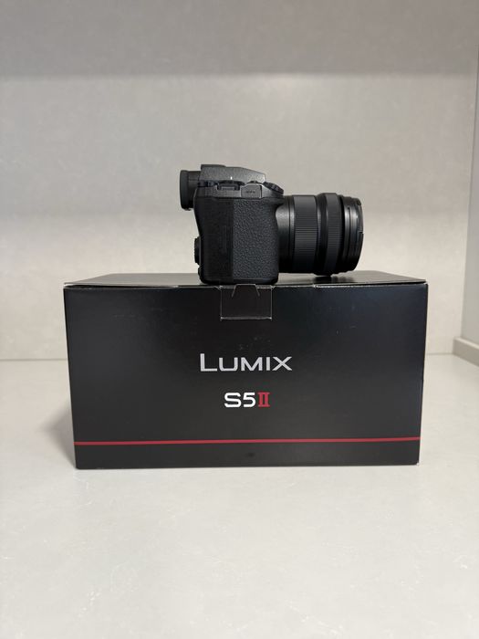 Lumix S5 II + S 20-60mm