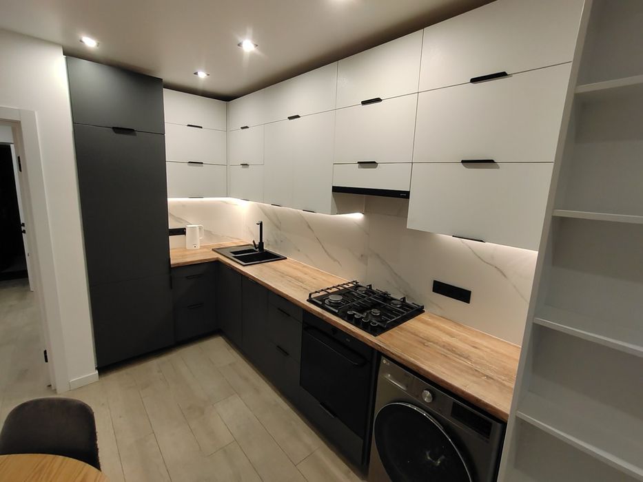 Здам 2 кв Опришівська Слобода