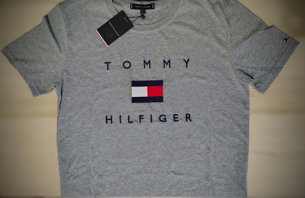 Футболка Tommy Hilfiger