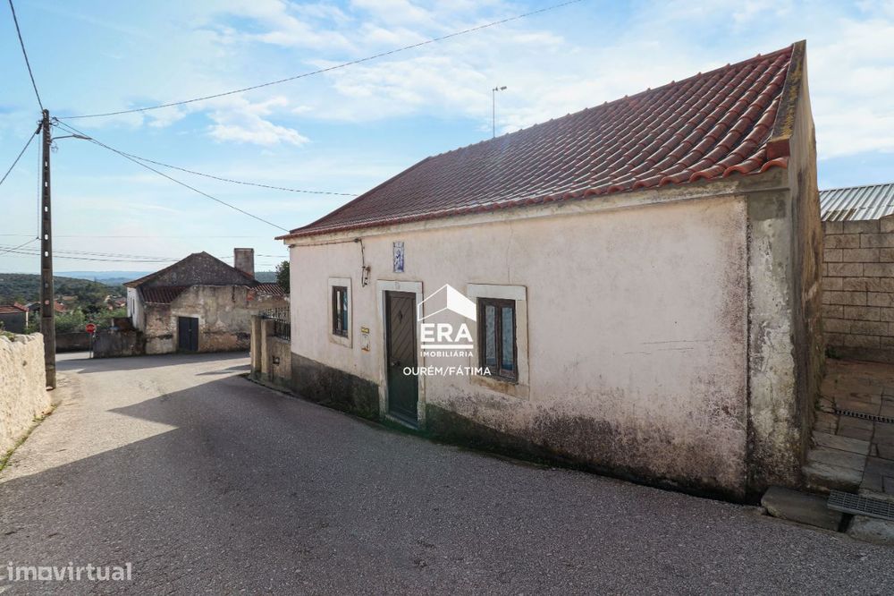 Moradia T3 localizada em Alburitel, Ourém