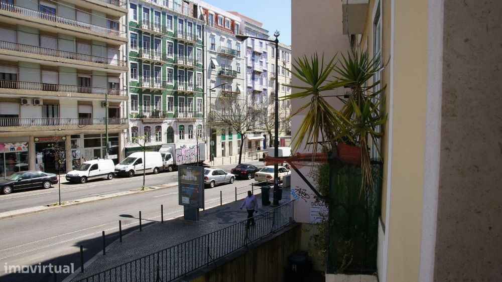 Apartamento T1 em Arroios, 100m do métro Intendente