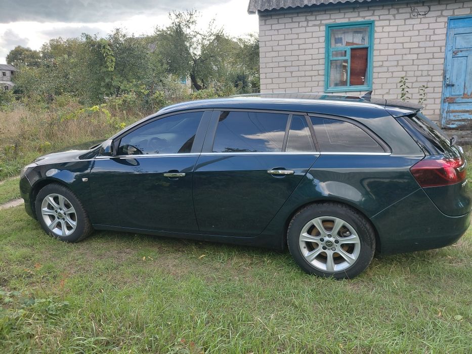 Продам Опель Інсігнія універсал