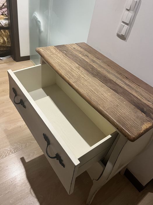 Cómoda de arrumação com 2 gavetas