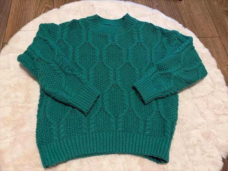 Gruby sweter damski ciemnozielony rozmiar M